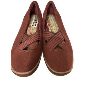 Grasshoppers Womens Size 6M Red Canvas Wedge Slip-On Shoes  With Elastic Straps